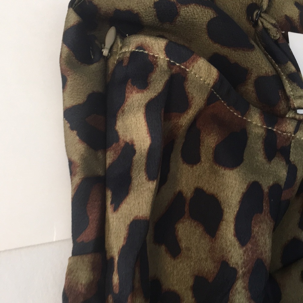ENDLESS ROSE Animal Print TOP Size M - Picture 9 of 12